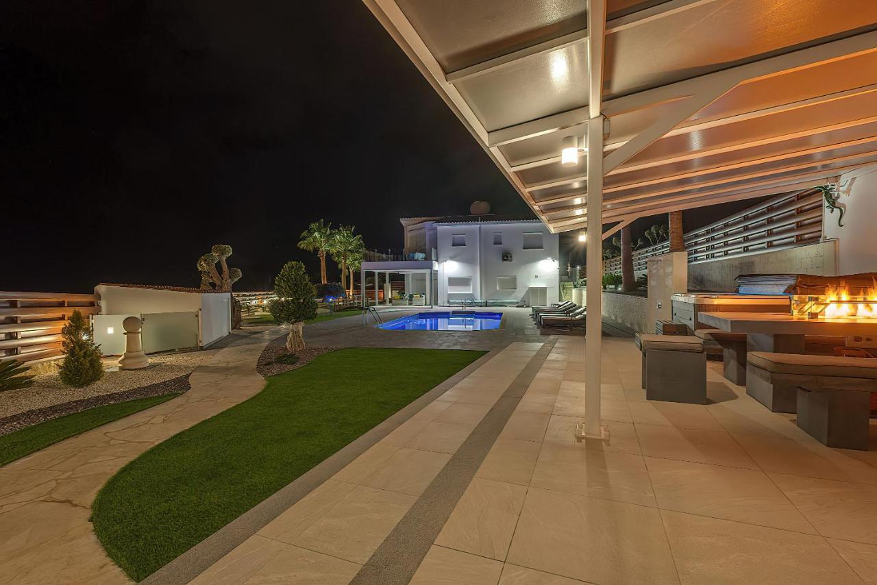 Villa Prasino Coral Bay Ngoại thất bức ảnh